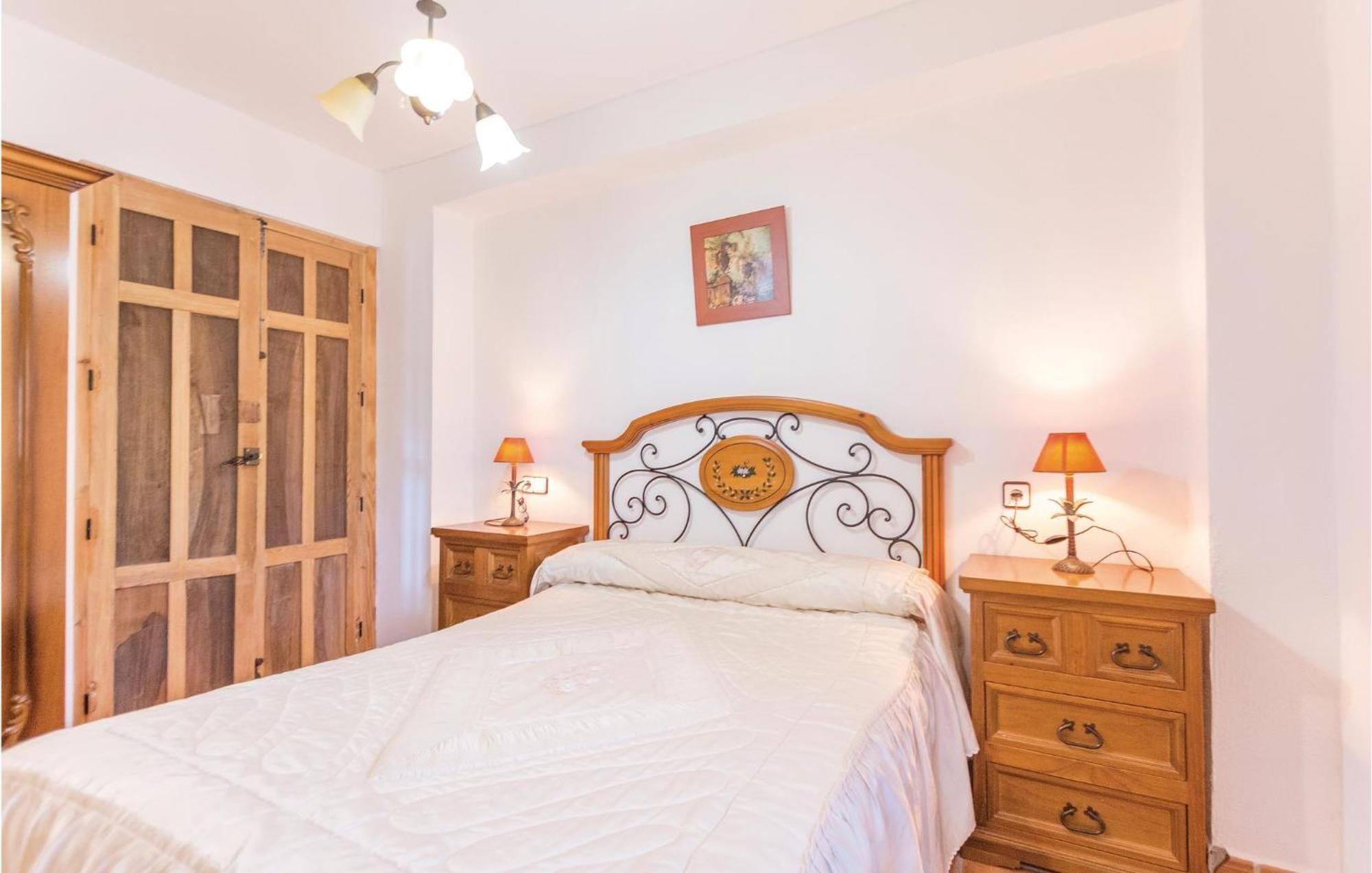 8 Bedroom Lovely Home In Існахар Екстер'єр фото