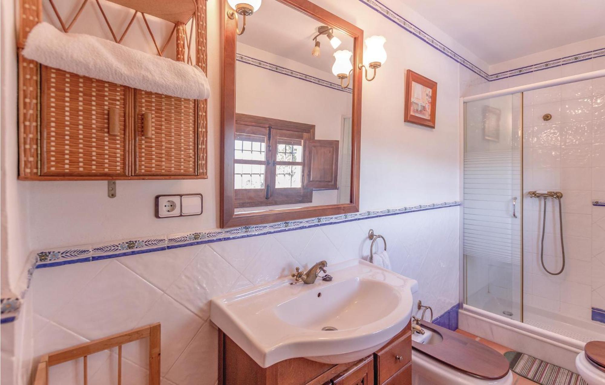 8 Bedroom Lovely Home In Існахар Екстер'єр фото