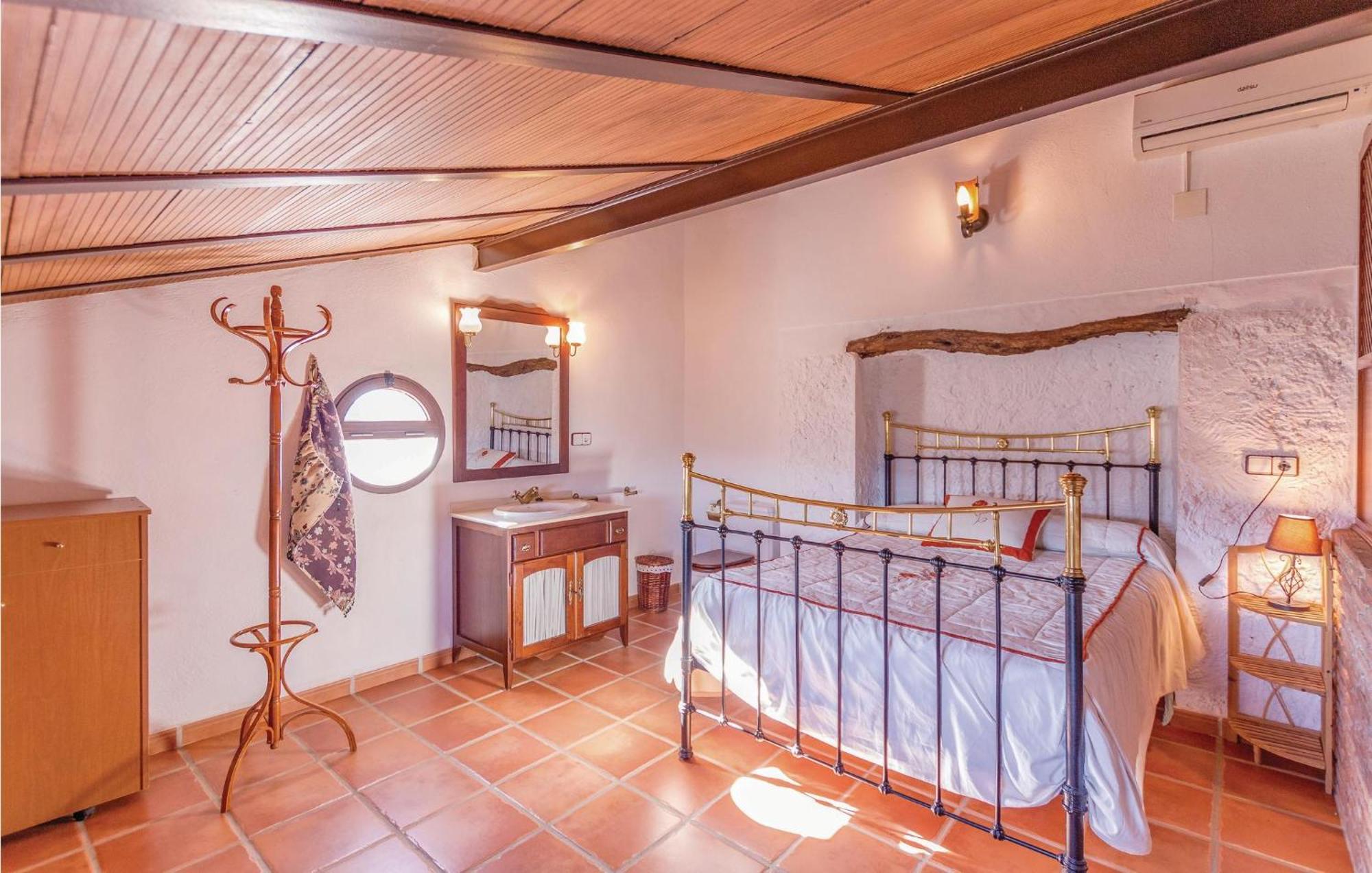 8 Bedroom Lovely Home In Існахар Екстер'єр фото
